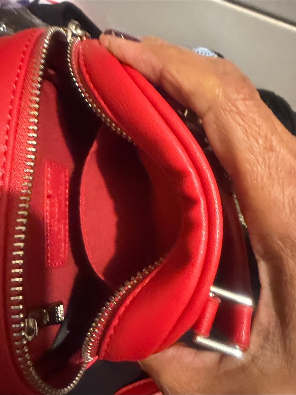 Badgley Mischka  Women's Crossbody Bag - Picture 5 of 5